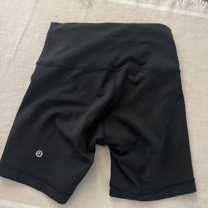 Lululemon Wunder Train High-Rise Short 4"